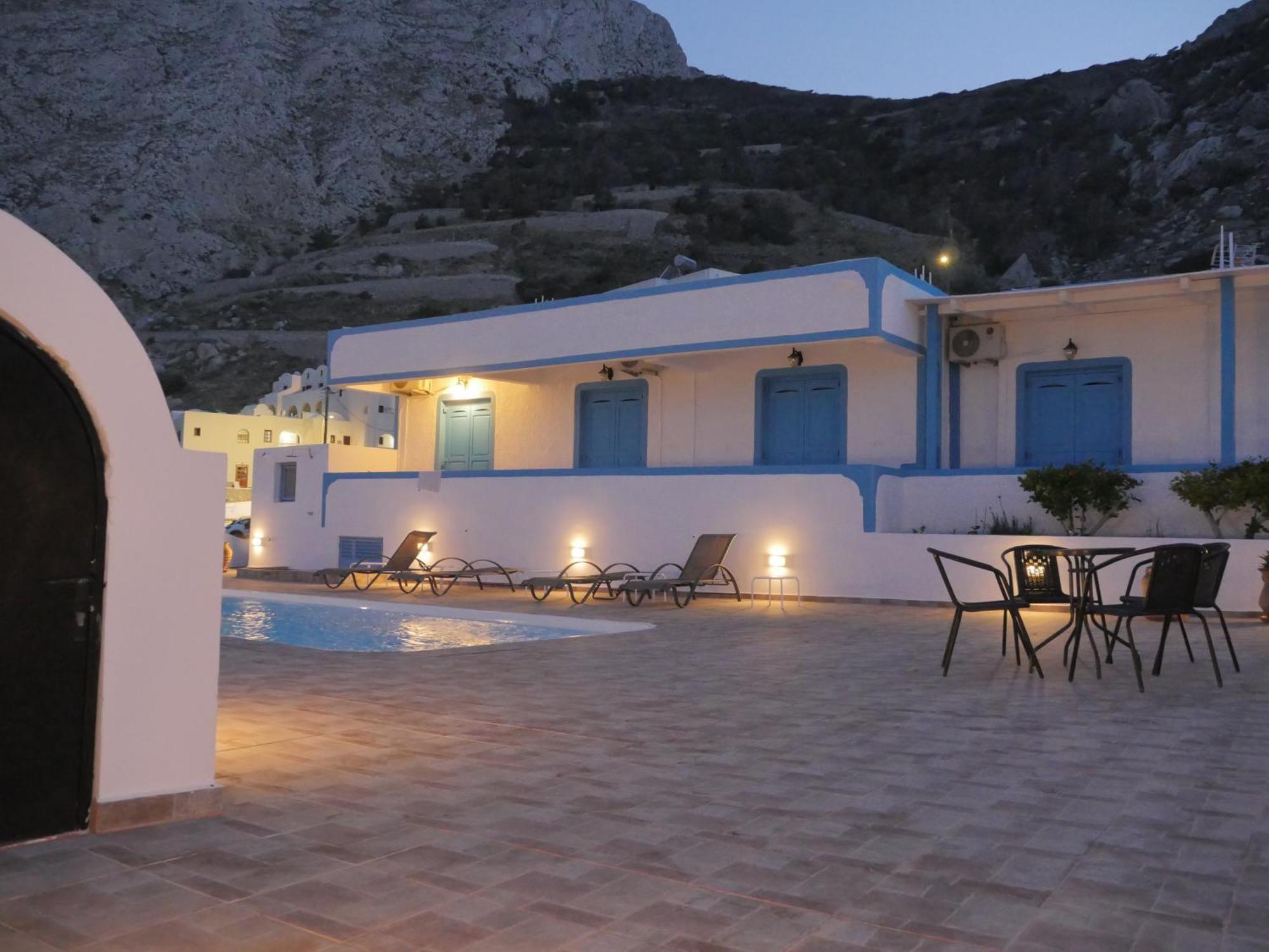 Ancient Thera Apartments Kamári Exterior foto